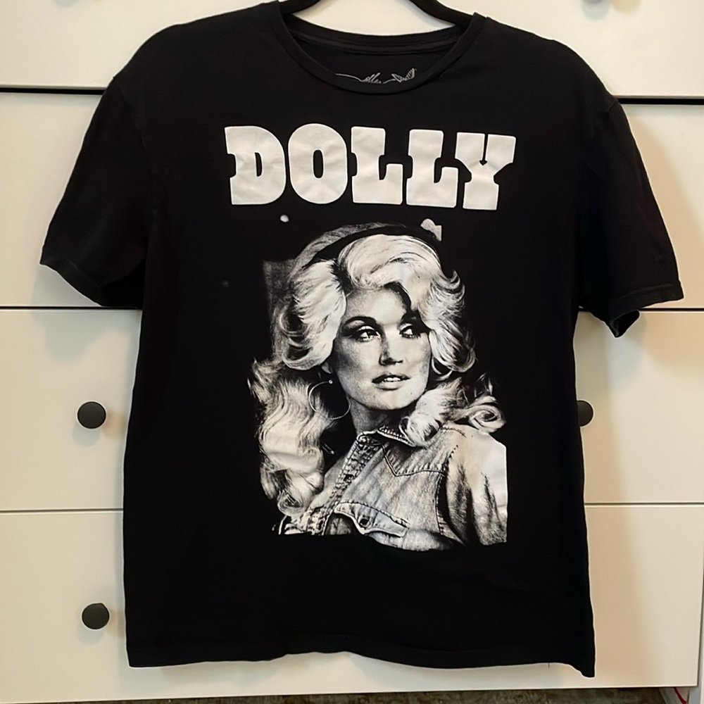 Dolly Parton Black Short Sleeve Boxy fit T-Shirt in Medium